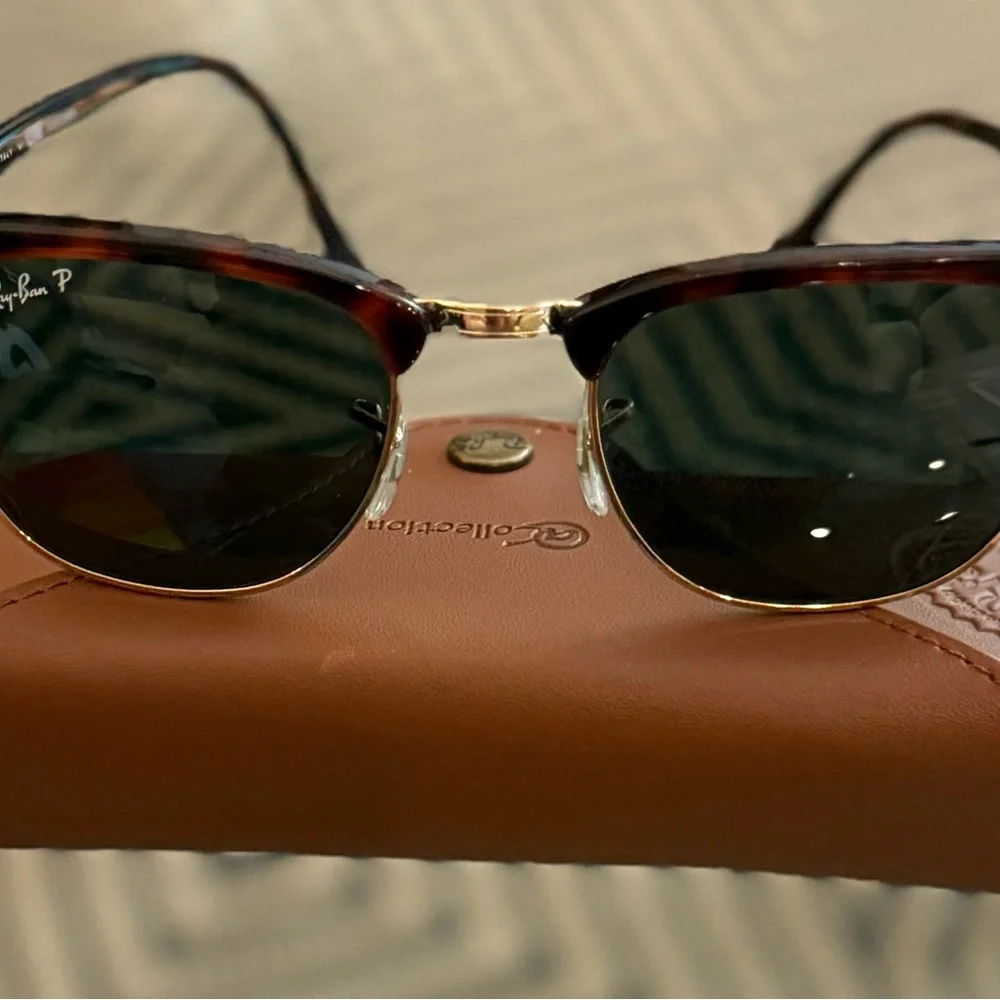 Ray-Ban Clubmaster Sunglasses - Tortoise & Gold with Green Lenses